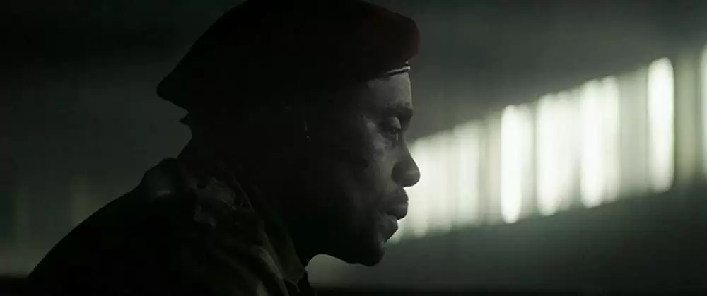 「アイ・イン・ザ・スカイ 世界一安全な戦場」Vusi Kuneneの画像