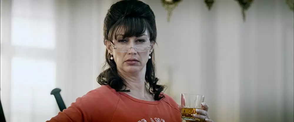 「アイアン・スカイ」ステファニー・ポールの画像