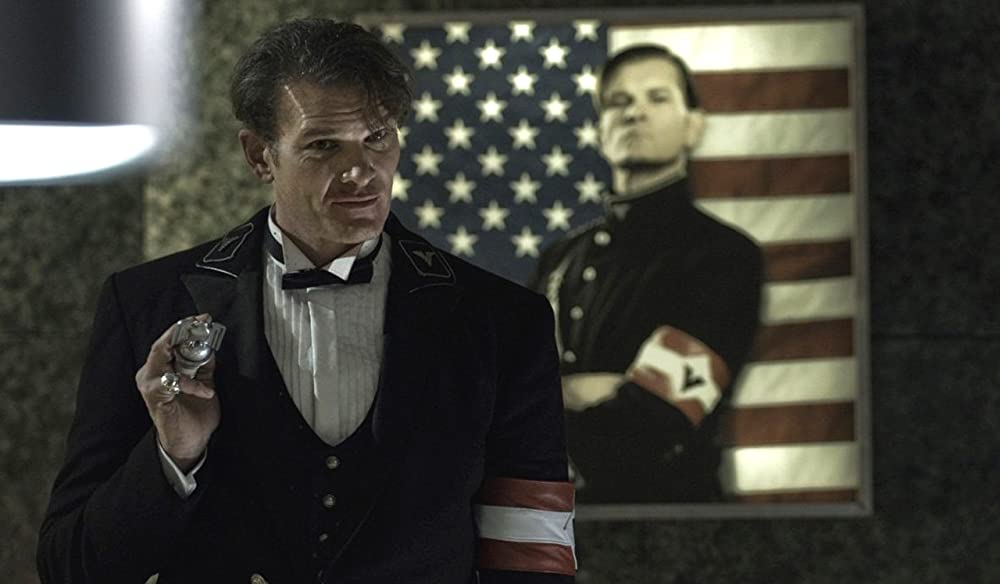 アイアン・スカイの画像