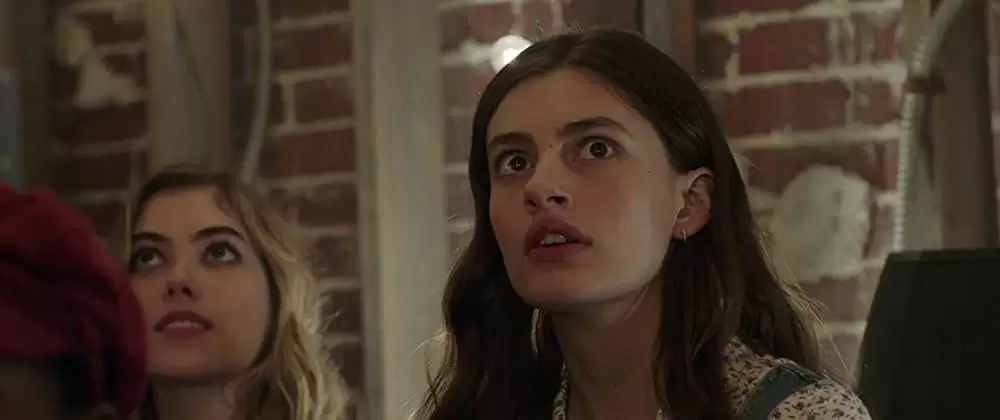 「マー ―サイコパスの狂気の地下室―」McKaley Miller & ダイアナ・シルバーズの画像