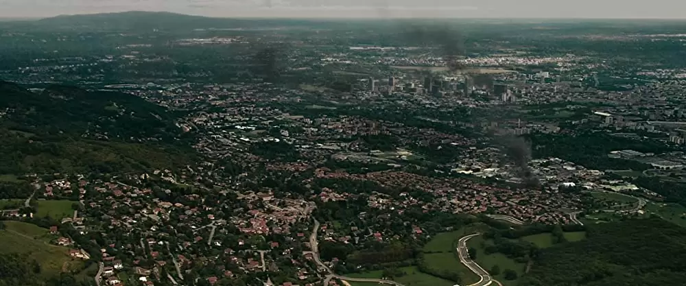 レッド・ドーンの画像