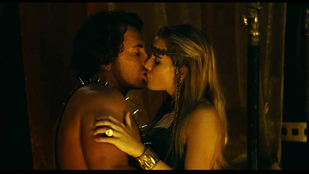 ほぼ300 ＜スリーハンドレッド＞の画像