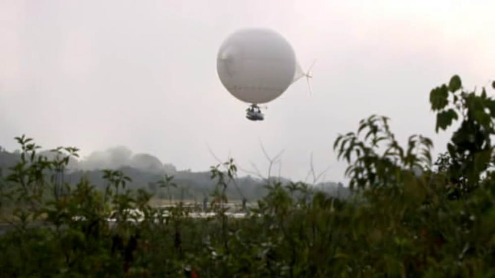 The White Diamond（原題）の画像