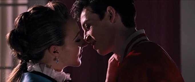 トールガールの画像