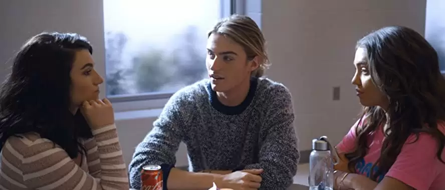 トールガールの画像