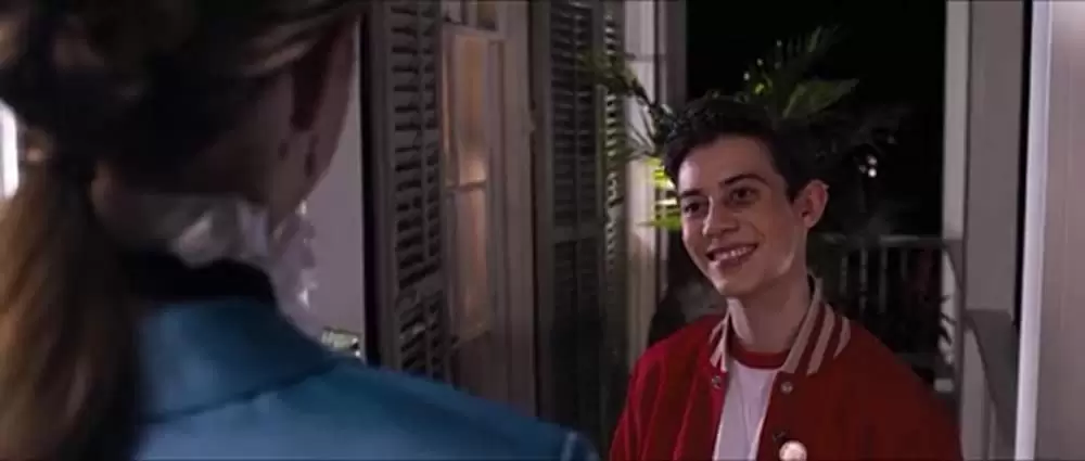 トールガールの画像