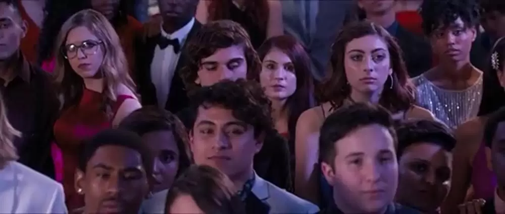 トールガールの画像