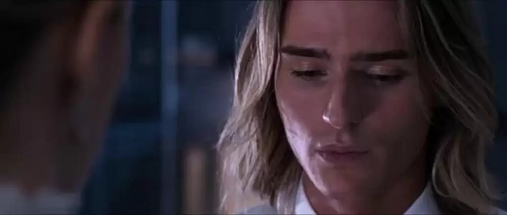 トールガールの画像