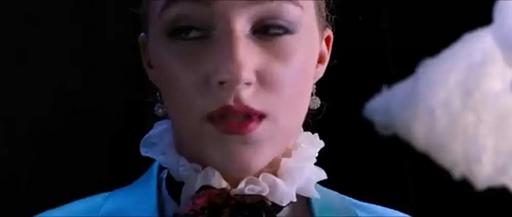 トールガールの画像