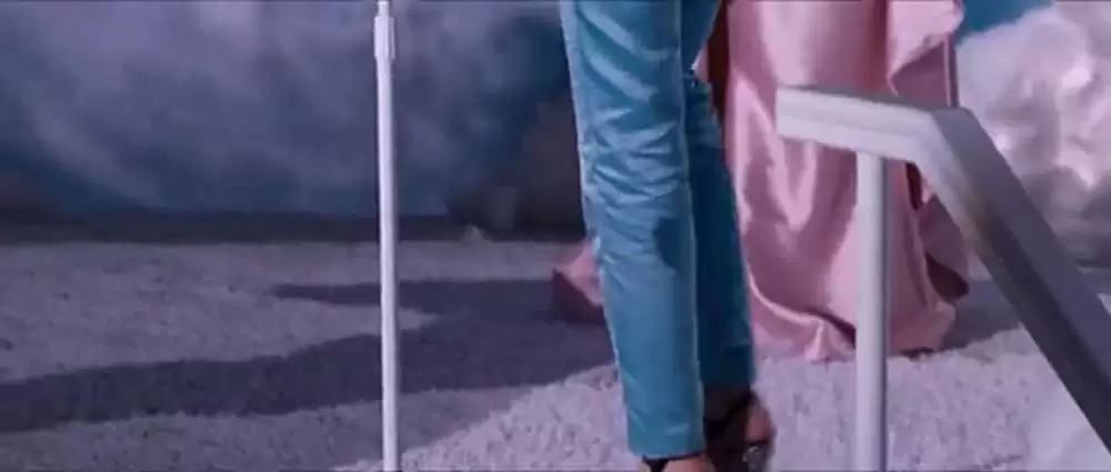 トールガールの画像