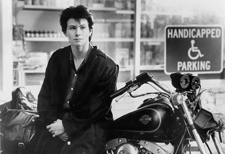 「ヘザース ベロニカの熱い日」クリスチャン・スレイターの画像