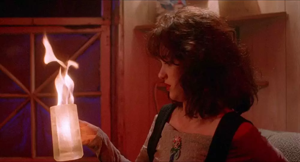 「ヘザース ベロニカの熱い日」ウィノナ・ライダー & Kim Walkerの画像