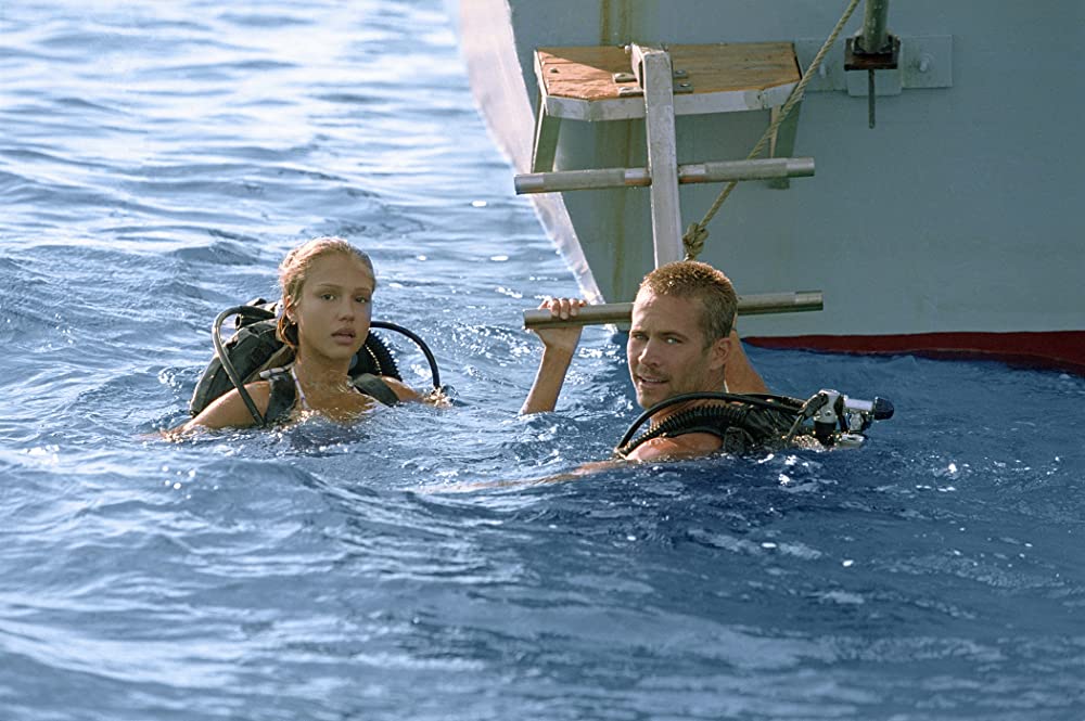 イントゥ・ザ・ブルーの画像