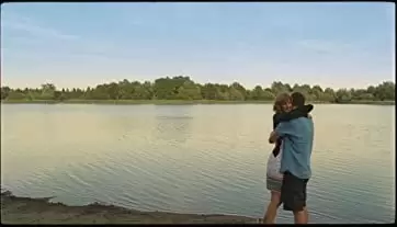 バイオレンス・レイクの画像