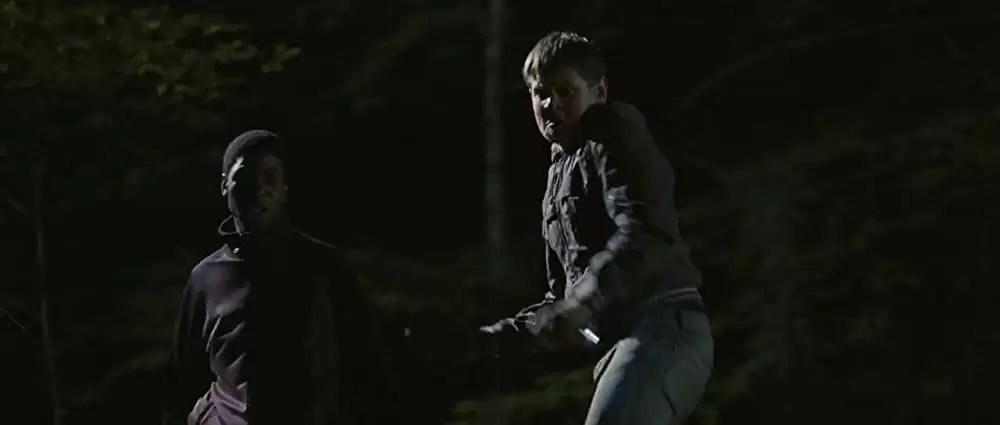 バイオレンス・レイクの画像