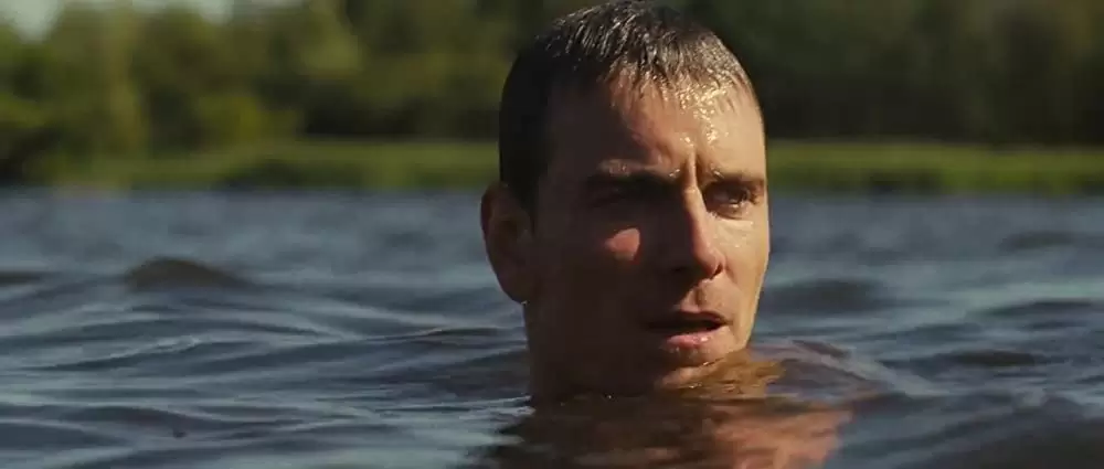 バイオレンス・レイクの画像