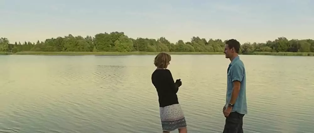 バイオレンス・レイクの画像