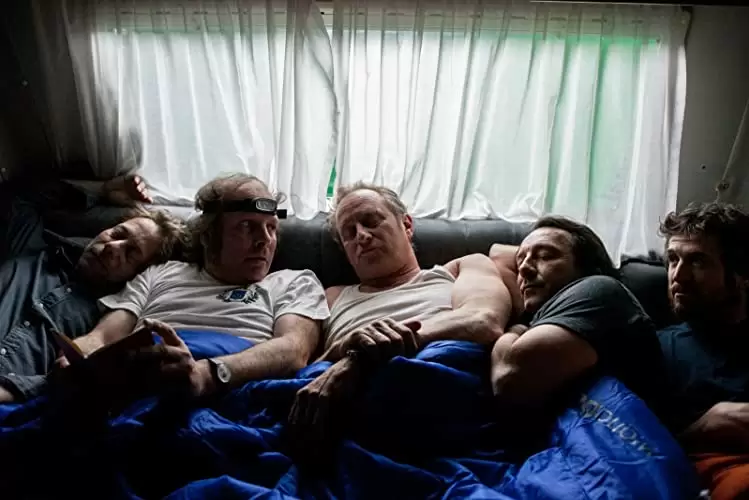 「シンク・オア・スイム イチかバチか俺たちの夢」ジャン＝ユーグ・アングラード & マチュー・アマルリック & ギョーム・カネ & Benoît Poelvoorde & フィリップ・カトリーヌの画像