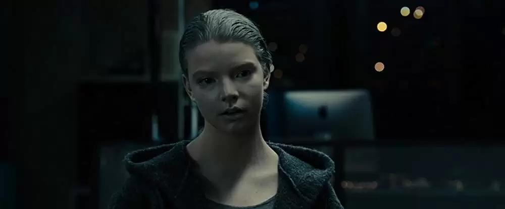 「モーガン プロトタイプ L-9」アニヤ・テイラー＝ジョイの画像