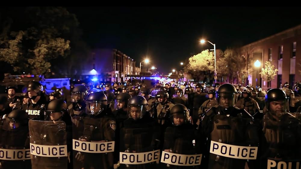 パワー: 警察権力の本質を問うの画像