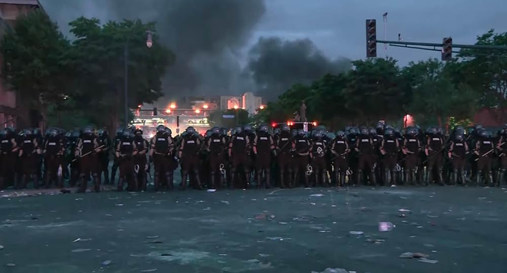 パワー: 警察権力の本質を問うの画像