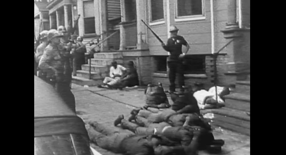 パワー: 警察権力の本質を問うの画像