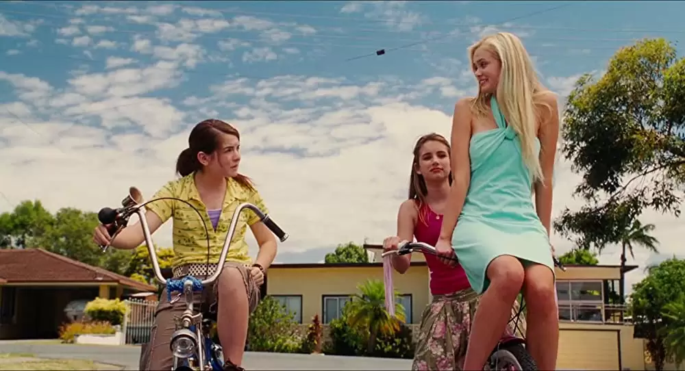 「愛しのアクアマリン」サラ・パクストン & エマ・ロバーツ & JoJoの画像