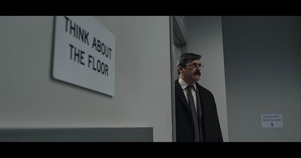 Corner Office（原題）の画像