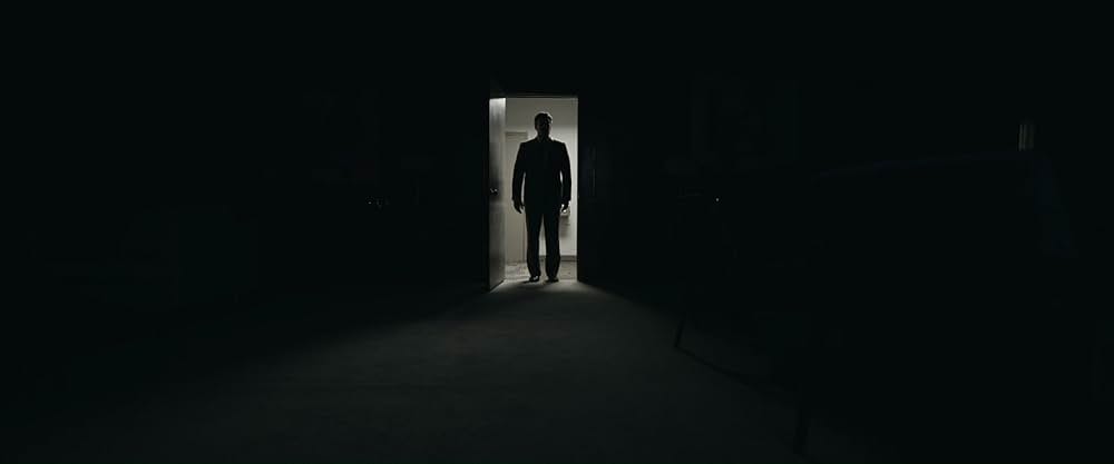 Corner Office（原題）の画像