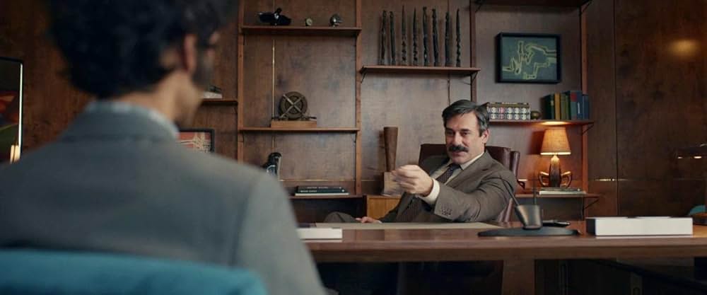 Corner Office（原題）の画像