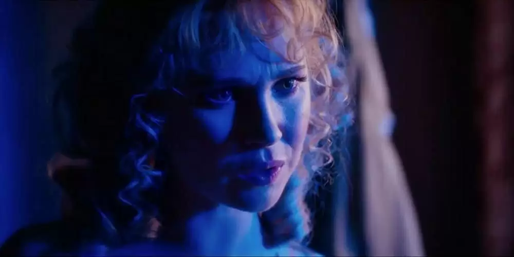 女と男の観覧車の画像