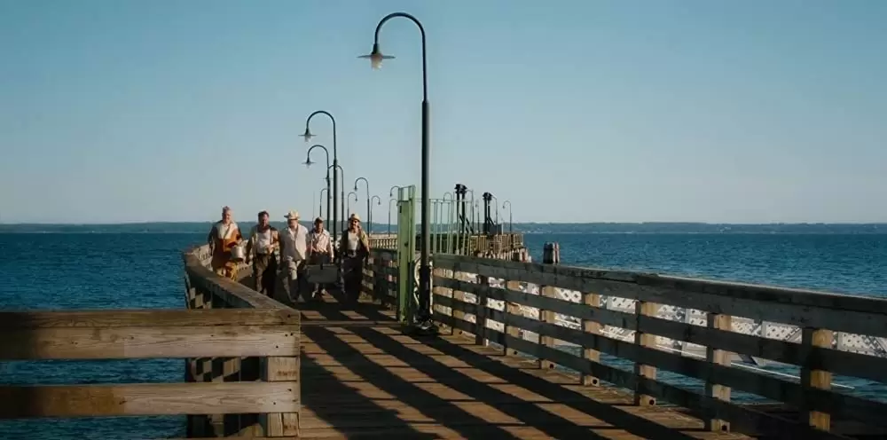 女と男の観覧車の画像