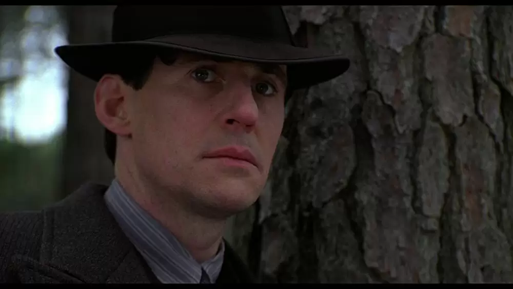 「ミラーズ・クロッシング」ガブリエル・バーンの画像