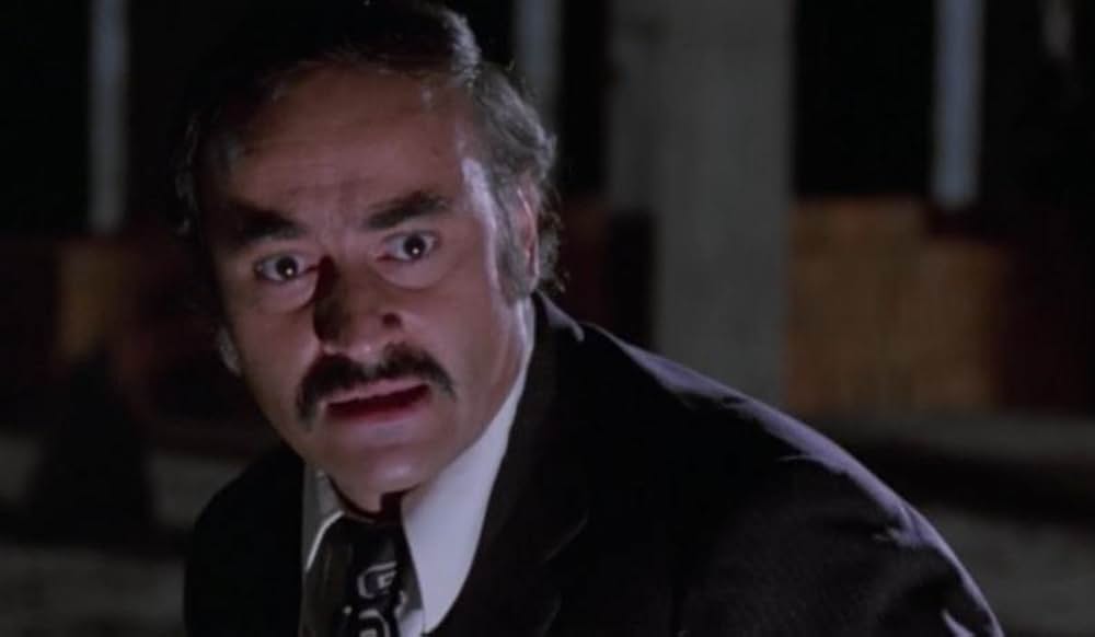 Una libélula para cada muerto（原題）の画像