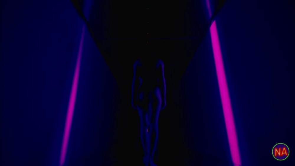 ウルトラヴァイオレットの画像