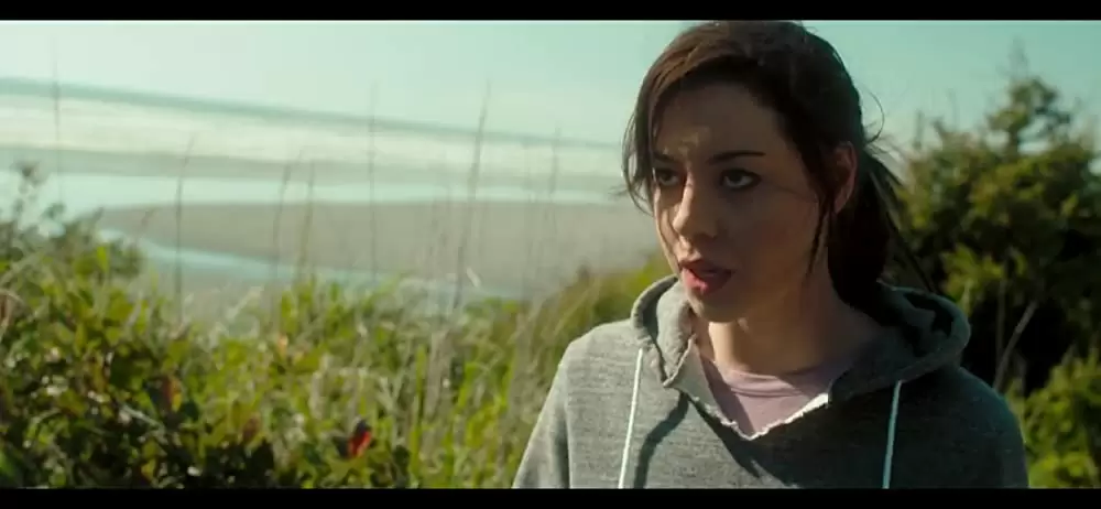 「彼女はパートタイムトラベラー」オーブリー・プラザの画像