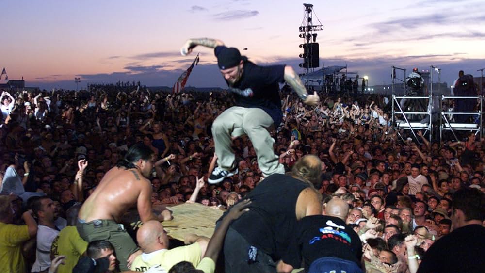 MUSIC BOX / ウッドストック1999 -暴力にまみれた音楽フェス-の画像