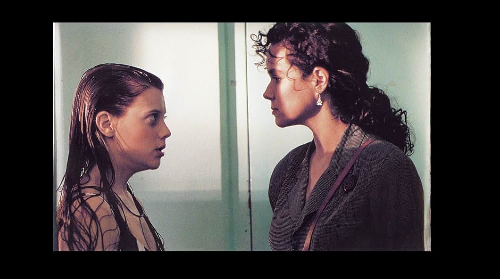 ディフェンスレス 密会の画像