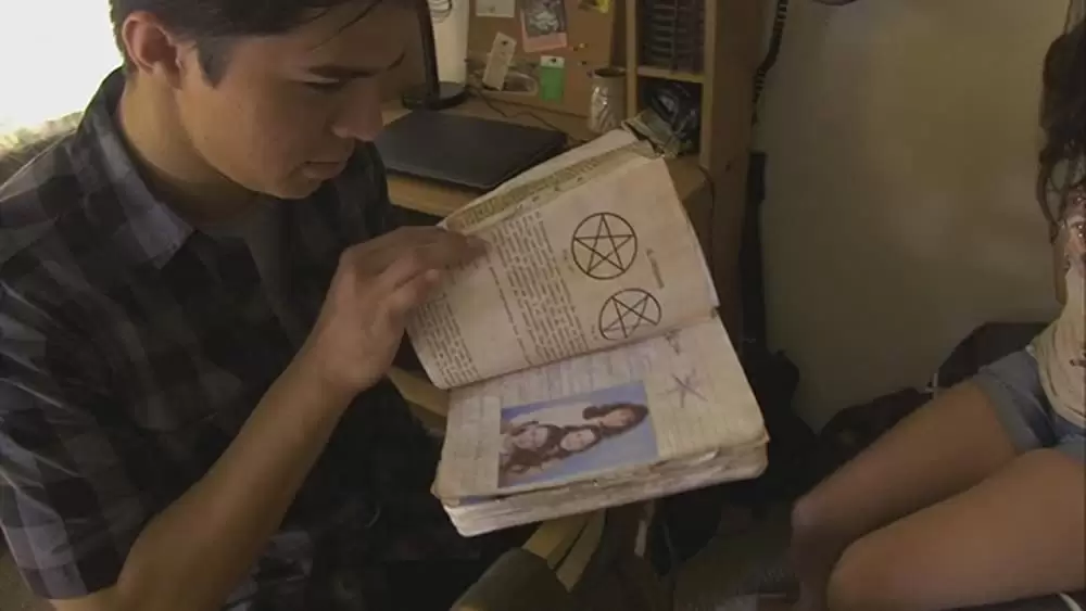 パラノーマル・アクティビティ 呪いの印の画像