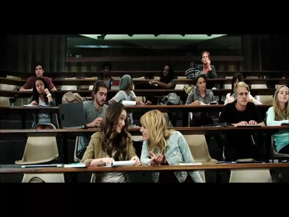 「デッド・フレンド・リクエスト」アリシア・デブナム＝ケアリーの画像