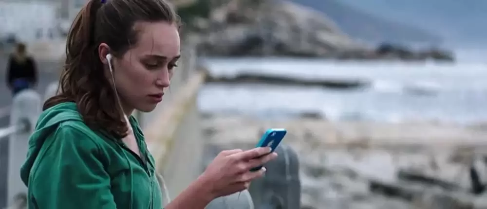 「デッド・フレンド・リクエスト」アリシア・デブナム＝ケアリーの画像