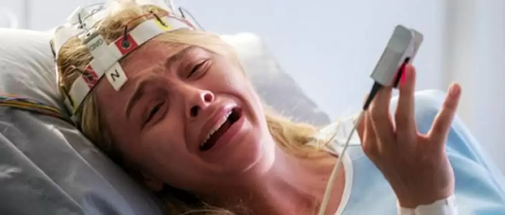 「彼女が目覚めるその日まで」クロエ・グレース・モレッツの画像