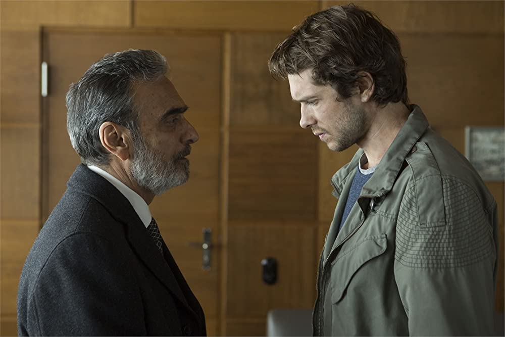 誰よりも狙われた男の画像