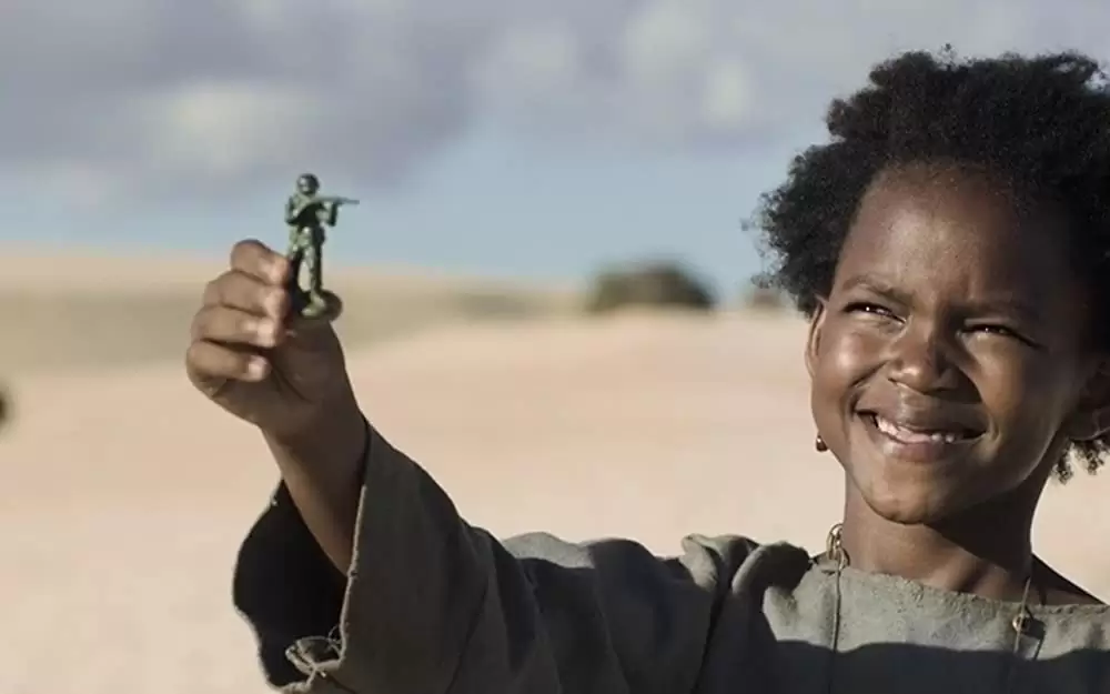 ALONE アローンの画像