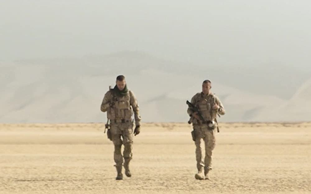 ALONE アローンの画像