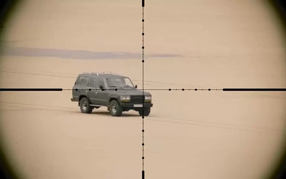 ALONE アローンの画像