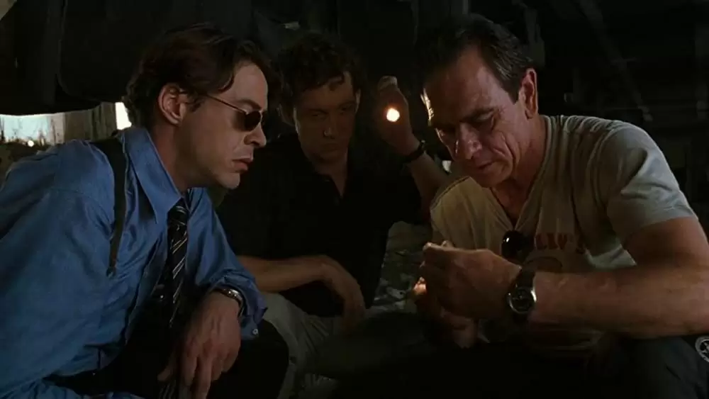 「追跡者」トミー・リー・ジョーンズ & ロバート・ダウニー・Jr. & トム・ウッドの画像