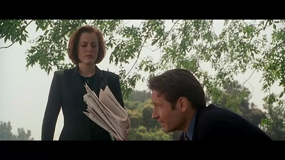 「X-ファイル ザ・ムービー」ジリアン・アンダーソン & デビッド・ドゥカブニーの画像