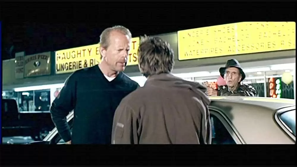 「アルファ・ドッグ 破滅へのカウントダウン」ブルース・ウィリス & ハリー・ディーン・スタントンの画像