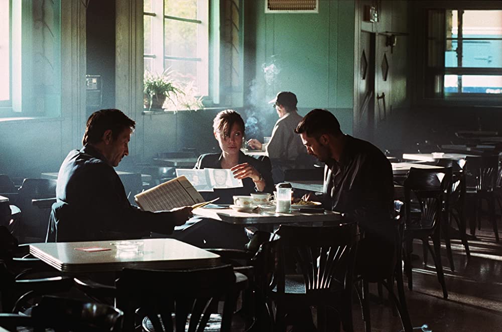 テイキング・ライブスの画像